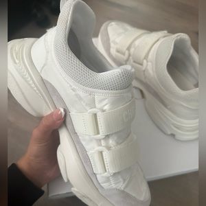 Authentic Christian Dior “D-Wander” camouflage nylo sneakers (White) size 39.